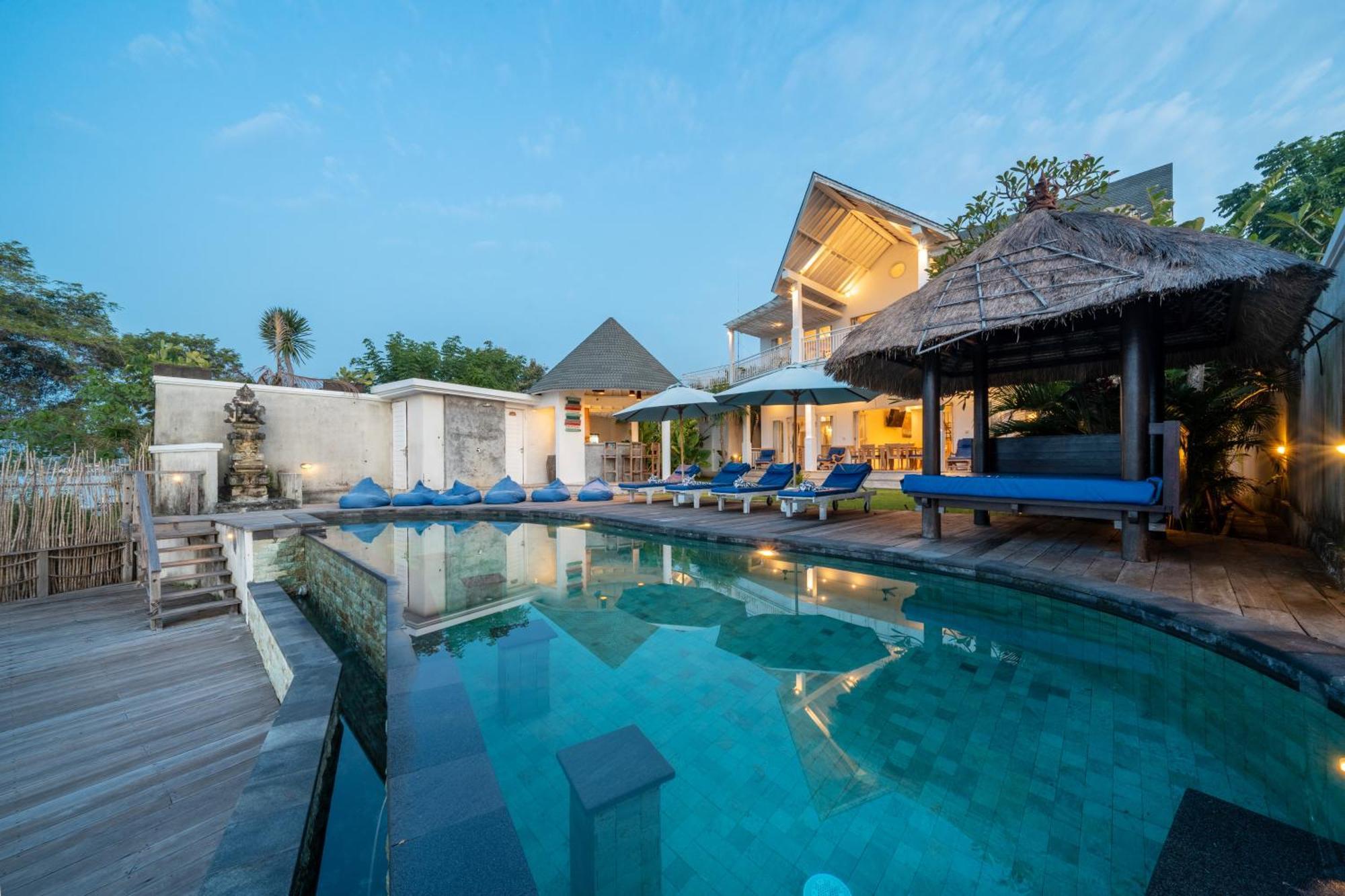 Ceningan Beachside * Nusa Lembongan