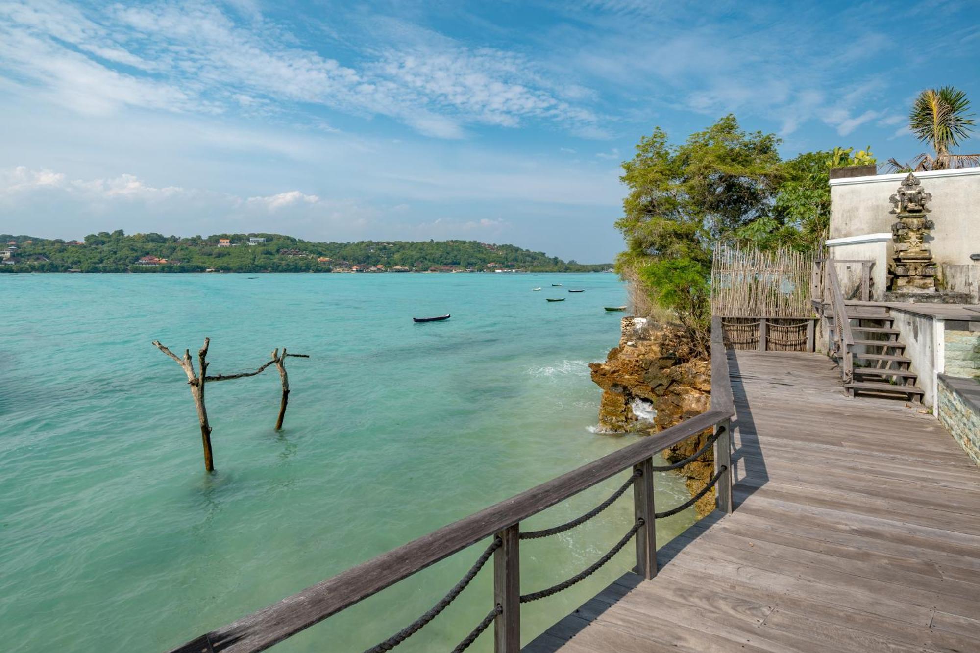 Ceningan Beachside Nusa Lembongan