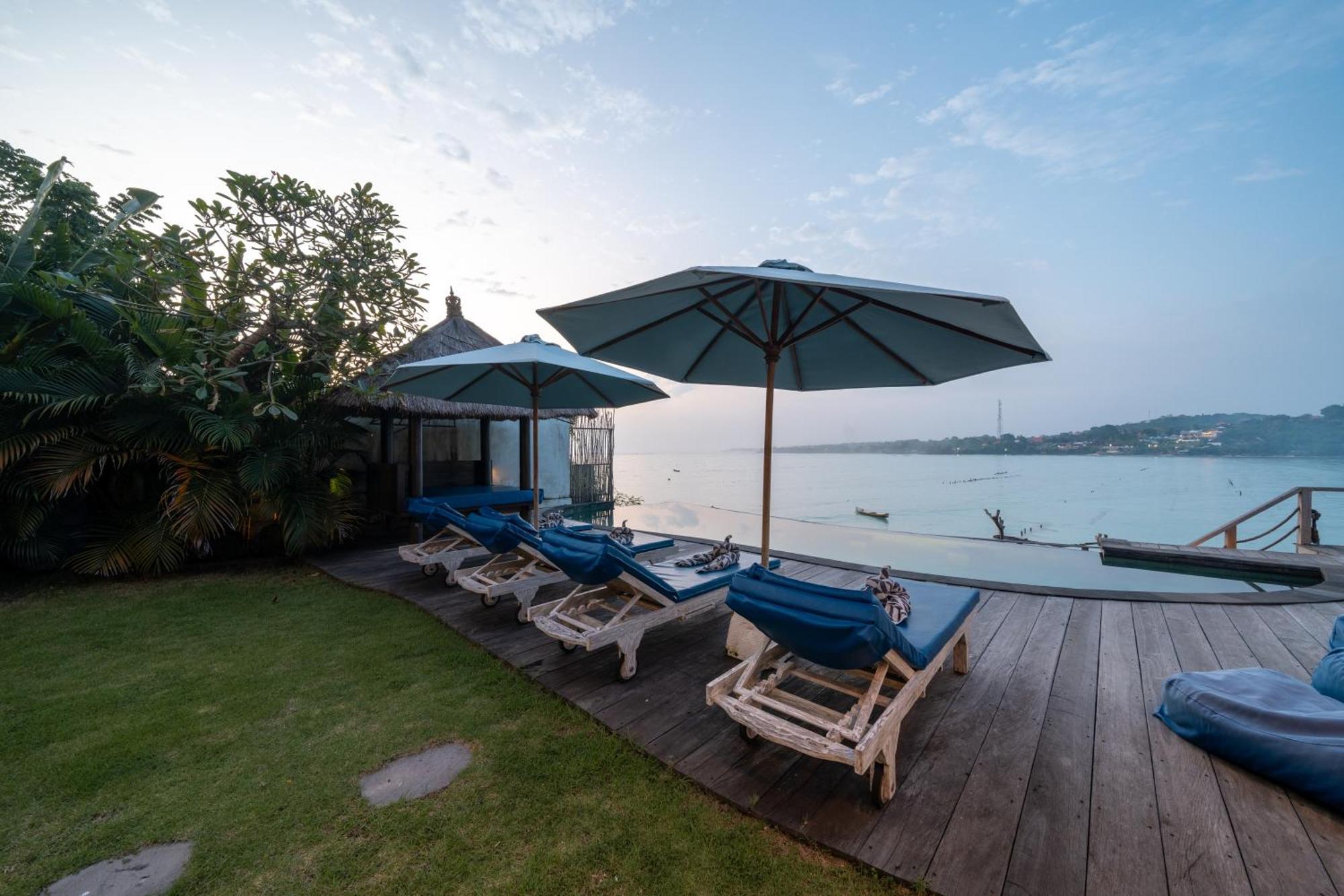 Ceningan Beachside * Nusa Lembongan